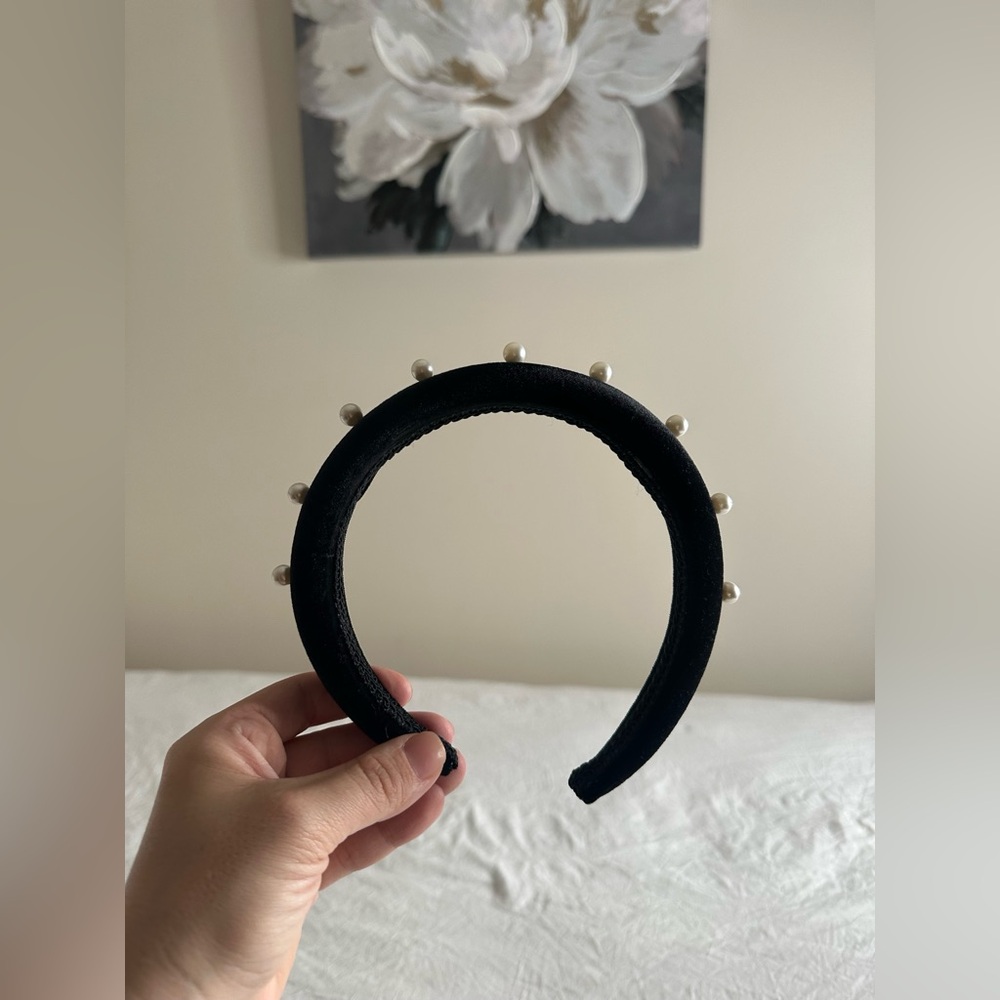 Pearl Cluster Velvet Padded Headband